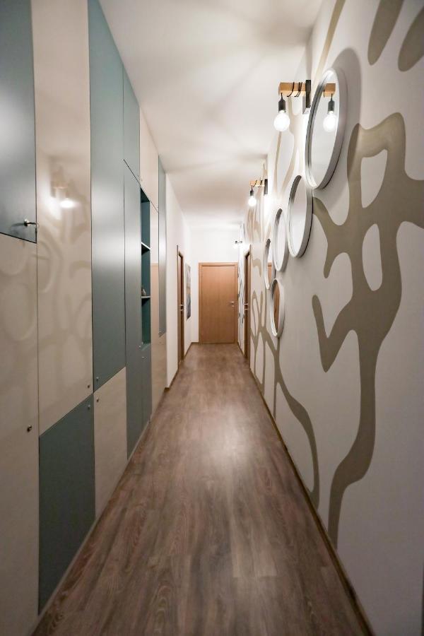 Different Apartments Ni 외부 사진