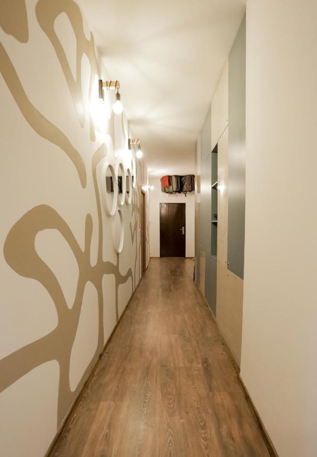 Different Apartments Ni 외부 사진