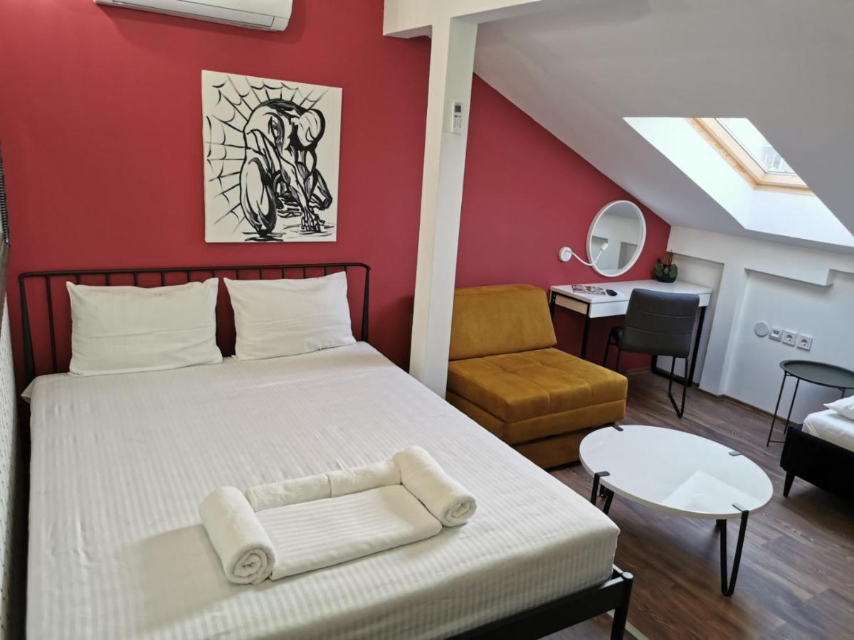 Different Apartments Ni 외부 사진