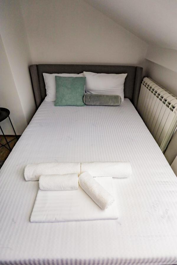 Different Apartments Ni 외부 사진