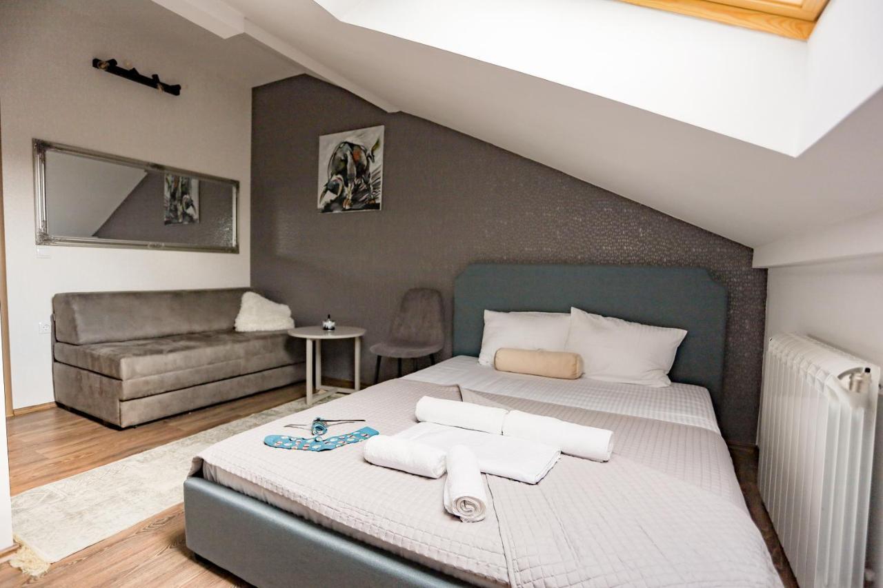 Different Apartments Ni 외부 사진